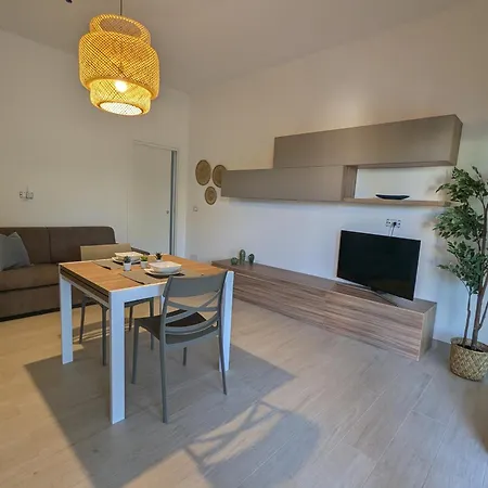 Riva Di Davoli One Bedroom